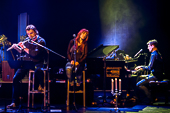 Echoes-Acoustic_2015-12-18_064.jpg : Echoes "Barefoot To The Moon", Zusatzkonzert im Stadttheater Aschaffenburg am 18.12.2015, Bild 64/81