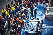 VLN-2019_online_021.jpg : Rennsituation VLN Langstreckenmeisterschaft Nürburgring Nordschleife, Saison 2019, Fotograf Klaus Manns, Bild 21/22